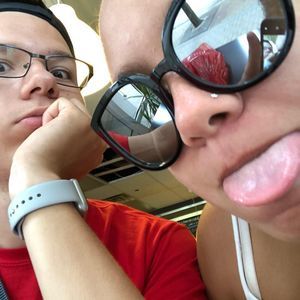 Meet your Posher, Zachary